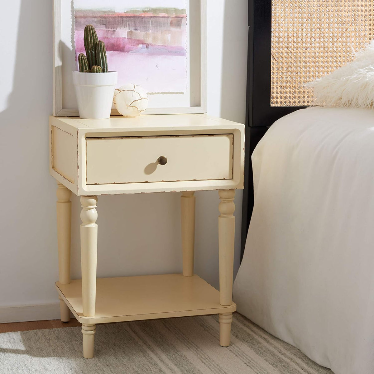 Vintage Cream Accent Table S95361