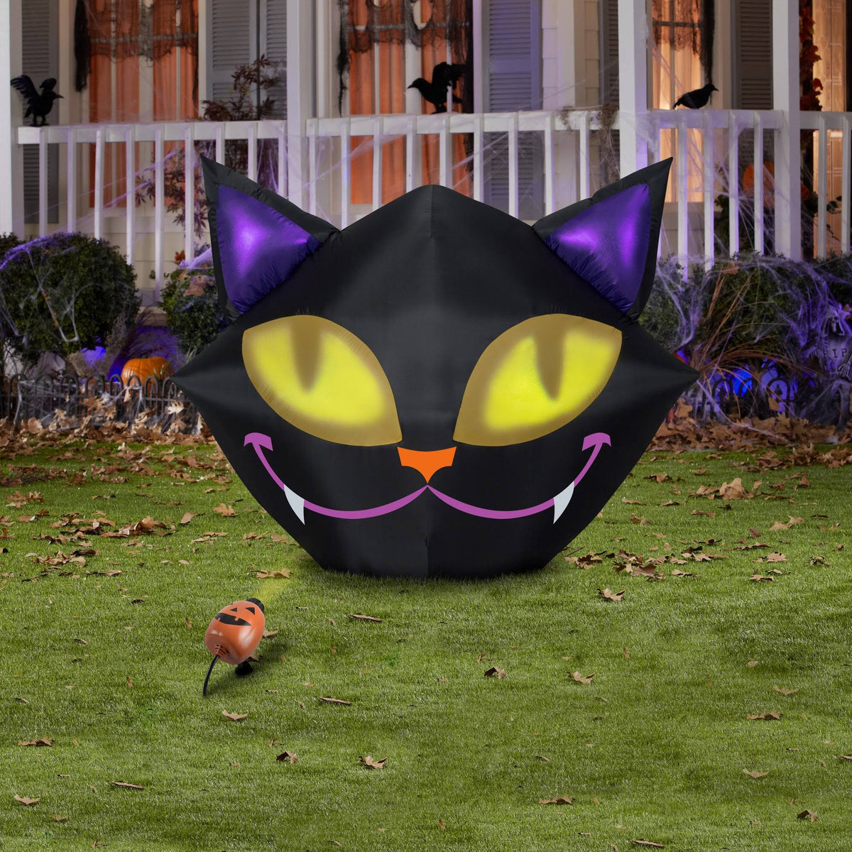 Smiling Cat Yard Inflatable 4 ft F609