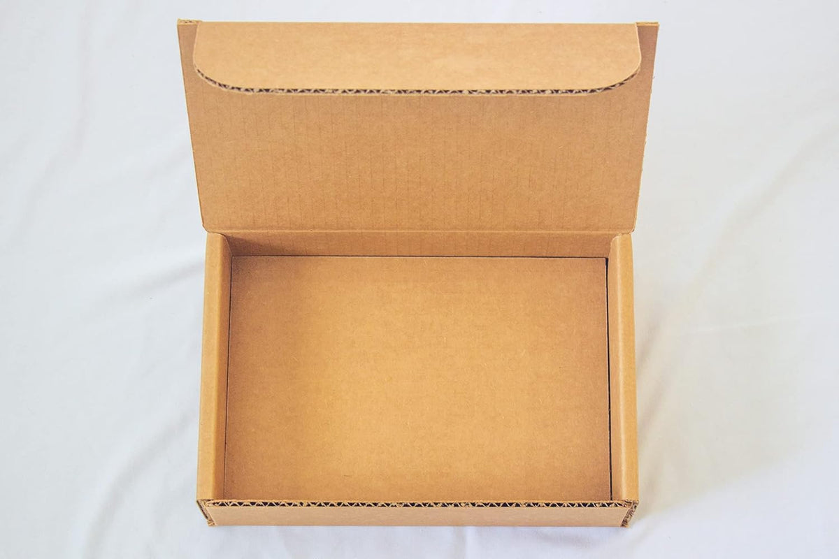 Comic Book Subscription Box Mailer Kits (10 Boxes + 10 Filler Pads) Pack of 2 E547939