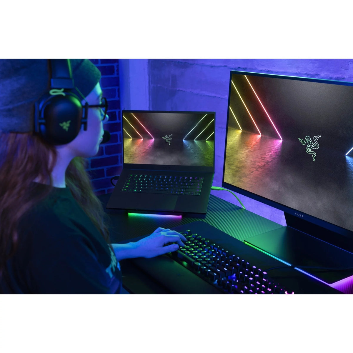 15.6" 4K UHD Gaming Laptop, Intel Core i9, NVIDIA GeForce RTX 3080 Ti 16 GB, 1TB SSD B861609