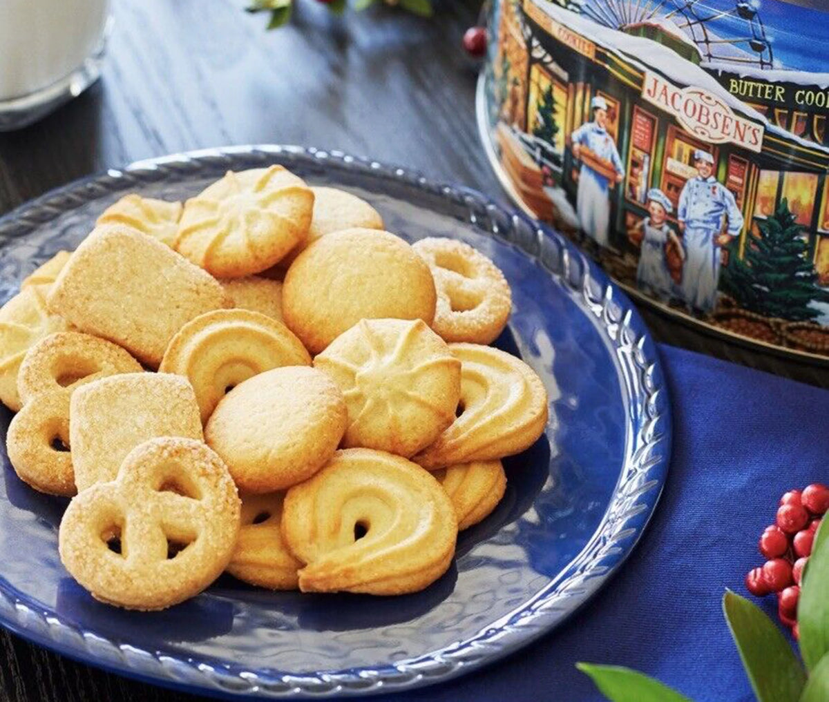 Danish Butter Cookies 24 Oz. with Gold Stainless Steel Tongs J45415