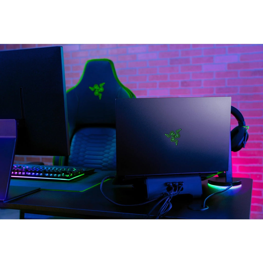 15.6" 4K UHD Gaming Laptop, Intel Core i9, NVIDIA GeForce RTX 3080 Ti 16 GB, 1TB SSD B861609