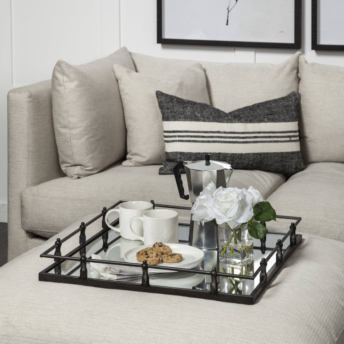 Black Metal Tray E5602