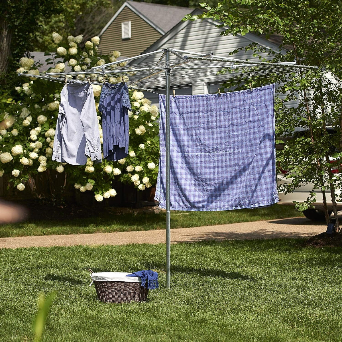 Rotary Outdoor Umbrella Drying Rack 30-Lines with 182 ft. Clothesline W7877