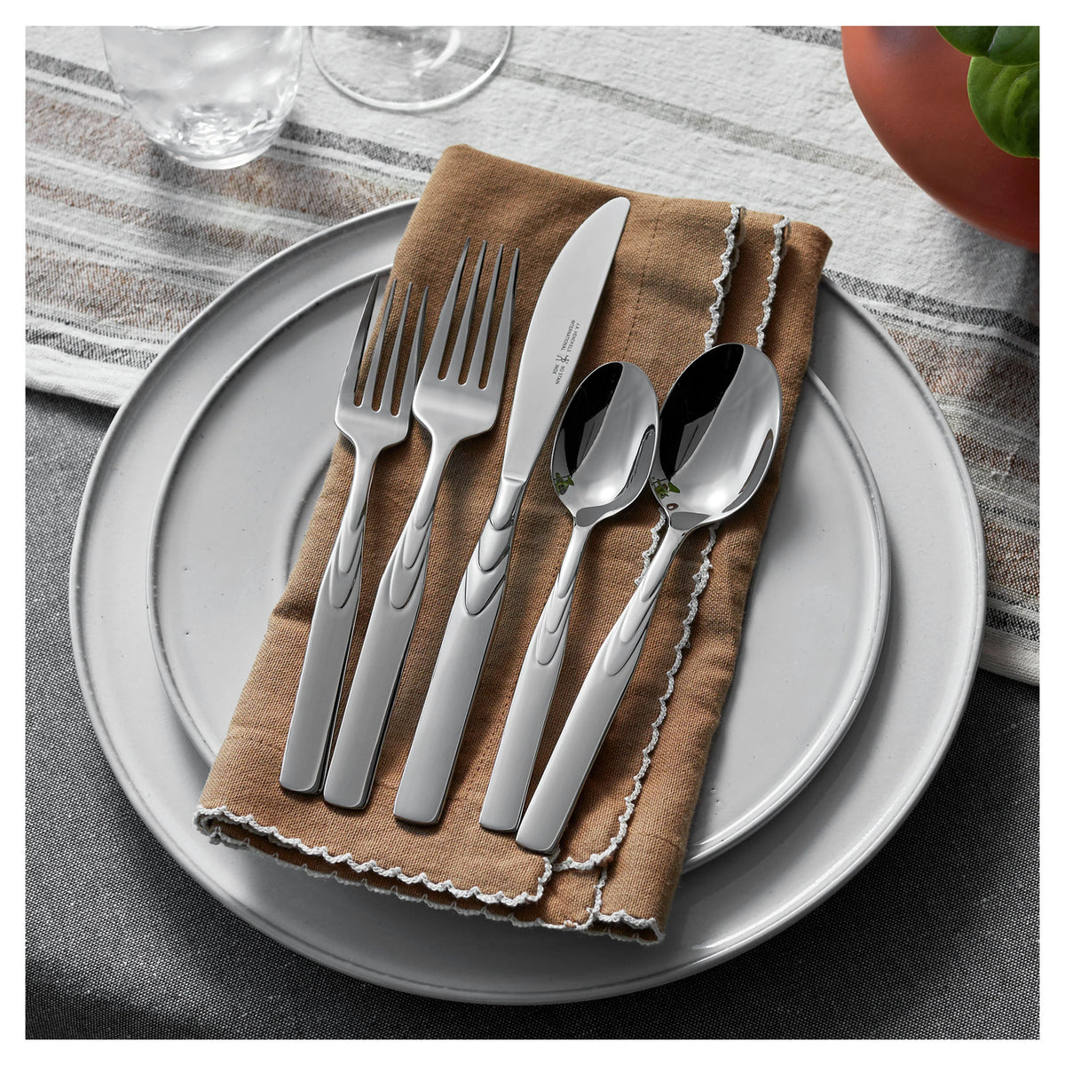 45pc Stainless Steel Flatware Set K247481