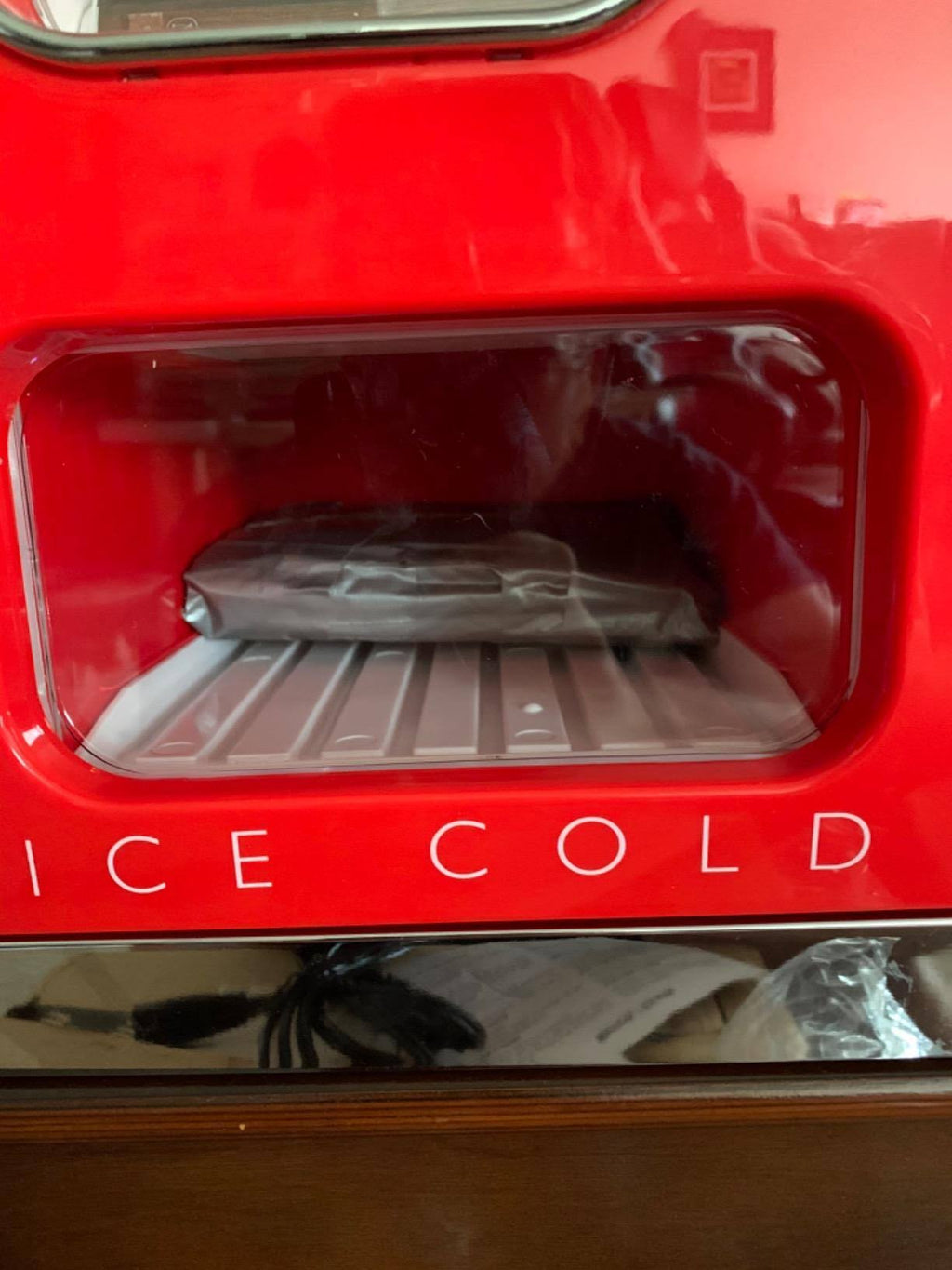 10-Can Retro Vending Fridge S11404