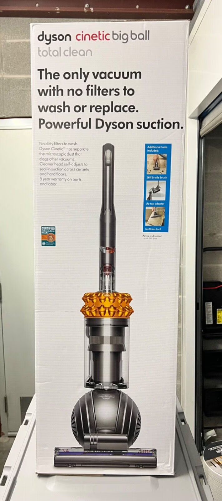 Refurbished Upright Vacuum Z8385